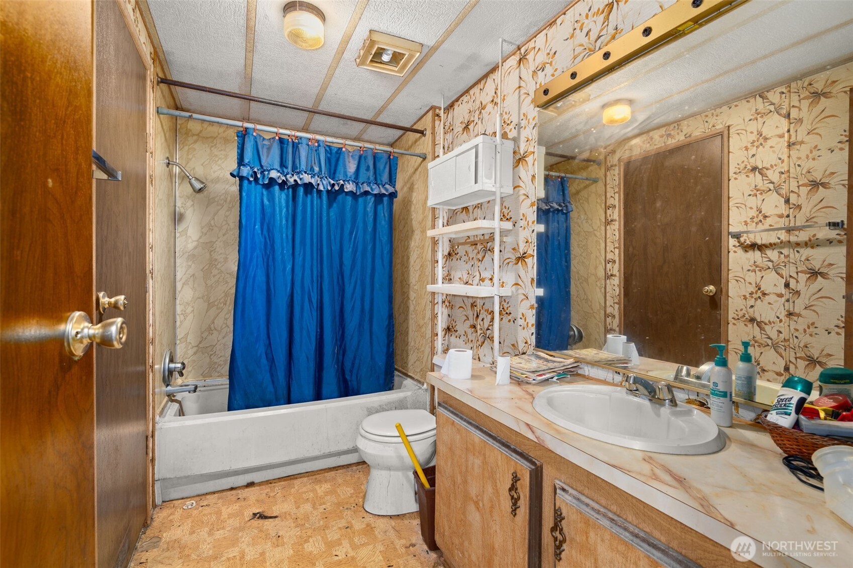 1649 Larson Road Raymond, WA 98577 - Photo 13 of 27 Gallery Image 13
