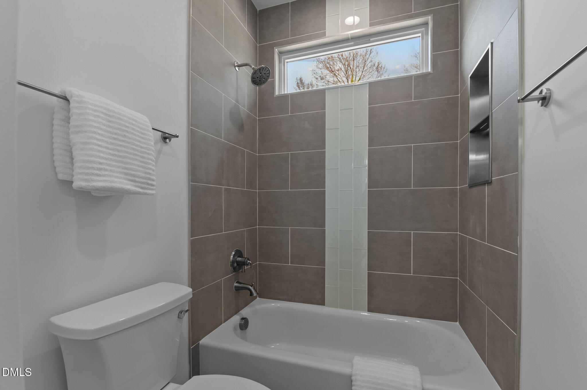 509 Colleton Road Raleigh, NC 27610 - Photo 37 of 55 48-web-or-mls-DSC_2953