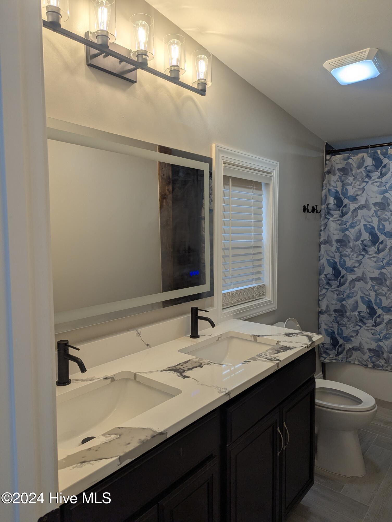 1211 McPherson Road Vass, NC 28394 - Photo 16 of 36 PXL_20241101_205758511