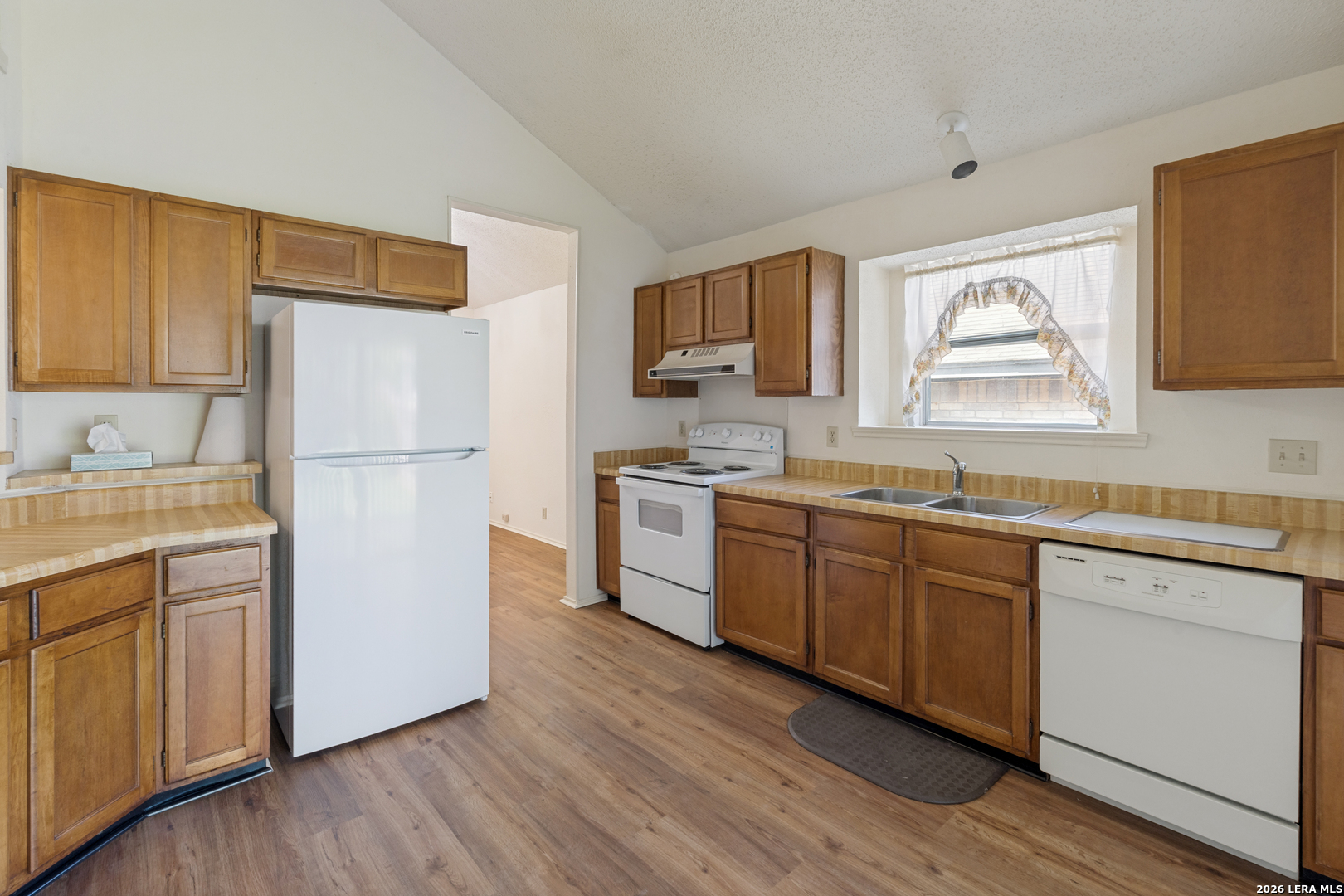 7803 Forest Ranch Live Oak, TX 78233 - Photo 11 of 25