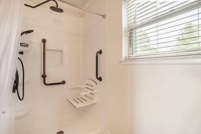 $900,000 | 2595 Highway 98, Mary Esther, FL 32569