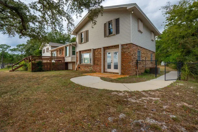 $900,000 | 2595 Highway 98, Mary Esther, FL 32569