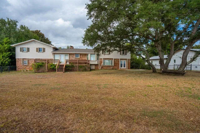 $900,000 | 2595 Highway 98, Mary Esther, FL 32569