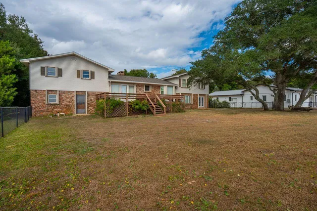 $900,000 | 2595 Highway 98, Mary Esther, FL 32569