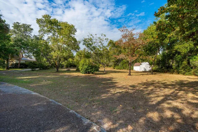 $900,000 | 2595 Highway 98, Mary Esther, FL 32569