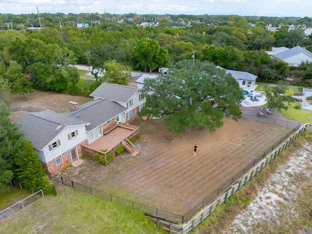 $900,000 | 2595 Highway 98, Mary Esther, FL 32569