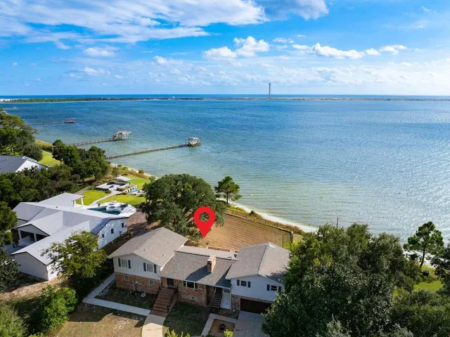 $900,000 | 2595 Highway 98, Mary Esther, FL 32569