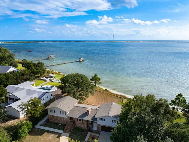 $900,000 | 2595 Highway 98, Mary Esther, FL 32569