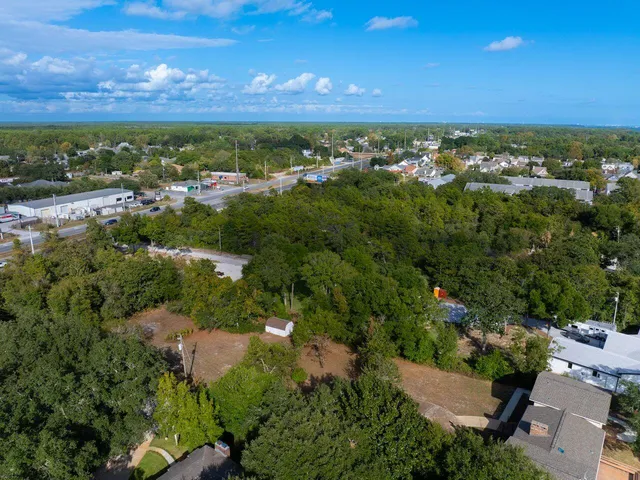 $900,000 | 2595 Highway 98, Mary Esther, FL 32569