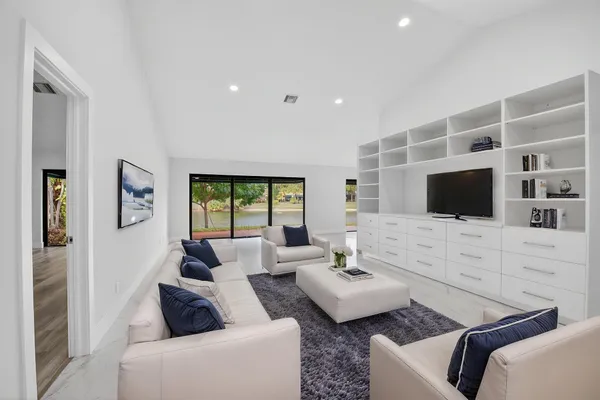 $769,000 | 6545 Las Flores Drive, Boca Raton, FL 33433