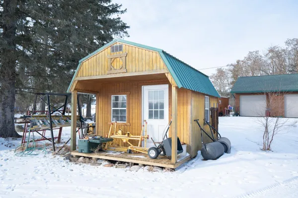 $650,000 | 43950 200th Avenue, McGregor, MN 55760