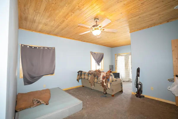 $650,000 | 43950 200th Avenue, McGregor, MN 55760