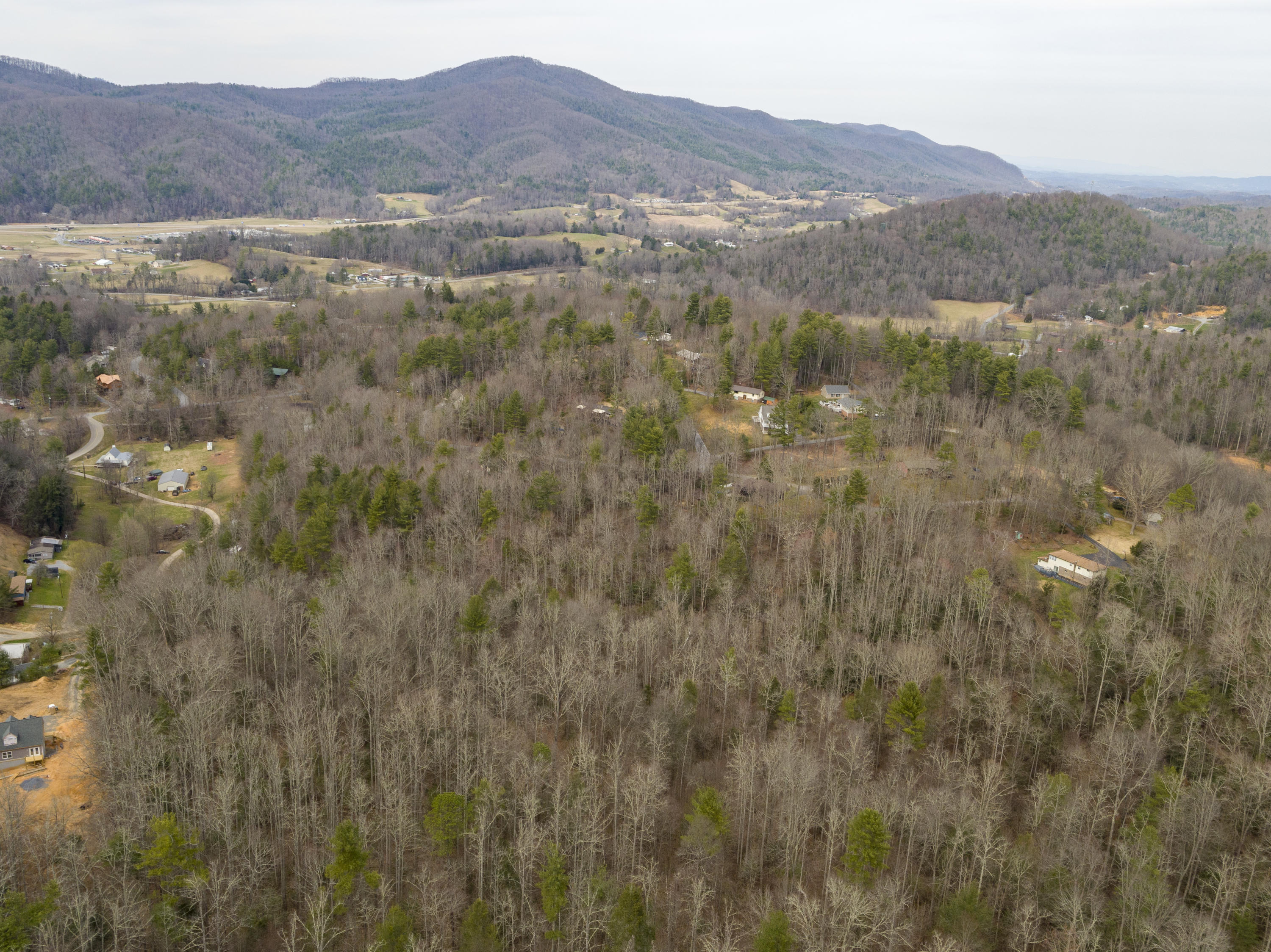 Tbd Gard Banner Road Erwin, TN 37650 - Photo 5 of 10 Gard--5