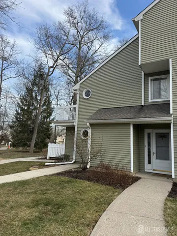 $345,000 | 7 Foxtail Lane, Monmouth Junction, NJ 08852