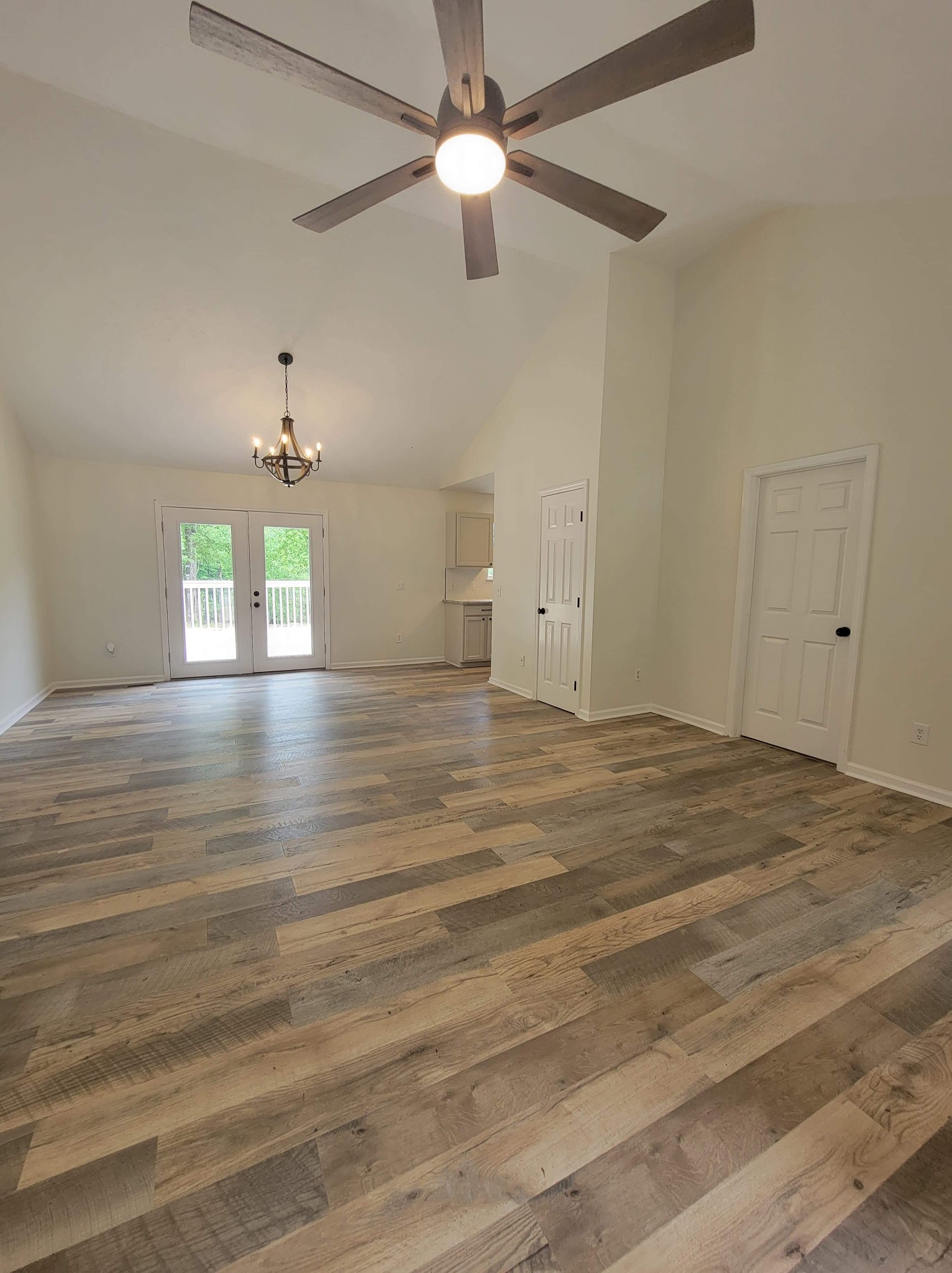 646 Pruett Road Dickson, TN 37055 - Photo 9 of 15 Gallery Image 9