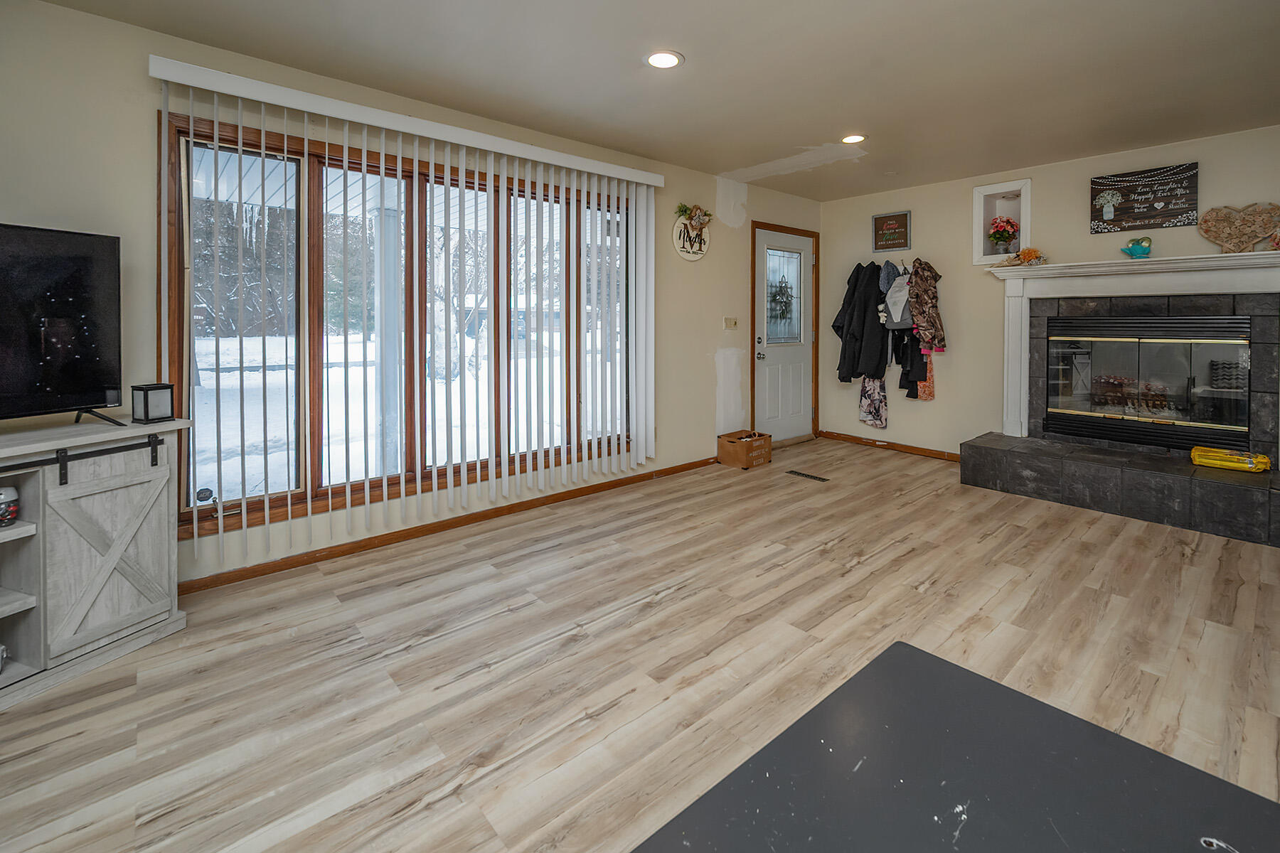 517 Fox Knoll Drive Rochester, WI 53185 - Photo 6 of 42 FoxKnoll_007