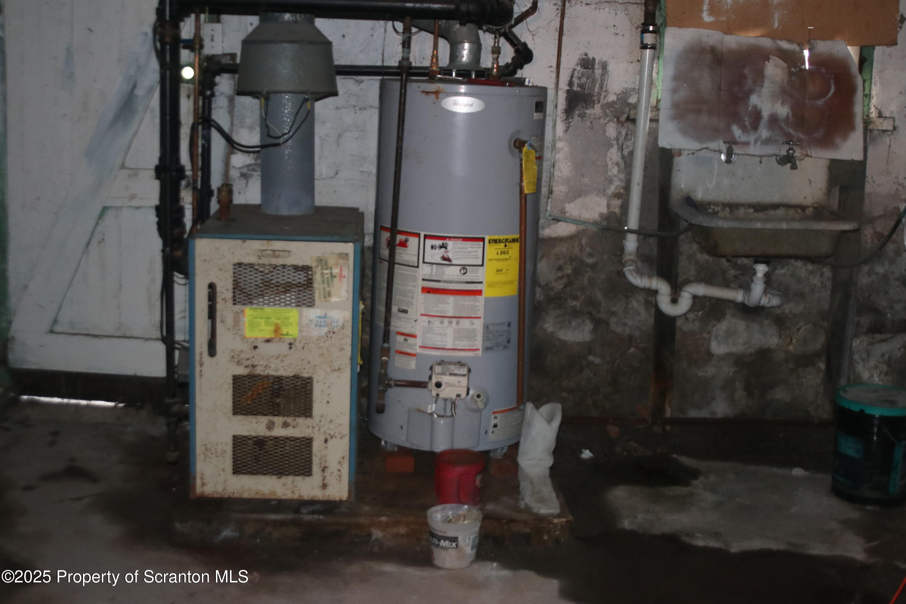 503 Moosic Road Old Forge, PA 18518 - Photo 22 of 45 IMG_0558