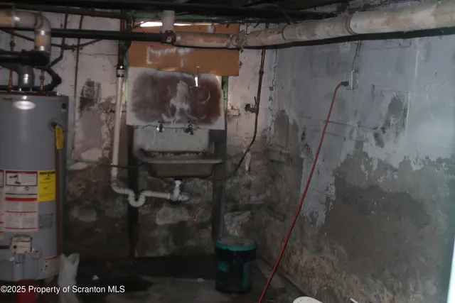 $175,000 | 503 Moosic Road, Old Forge, PA 18518