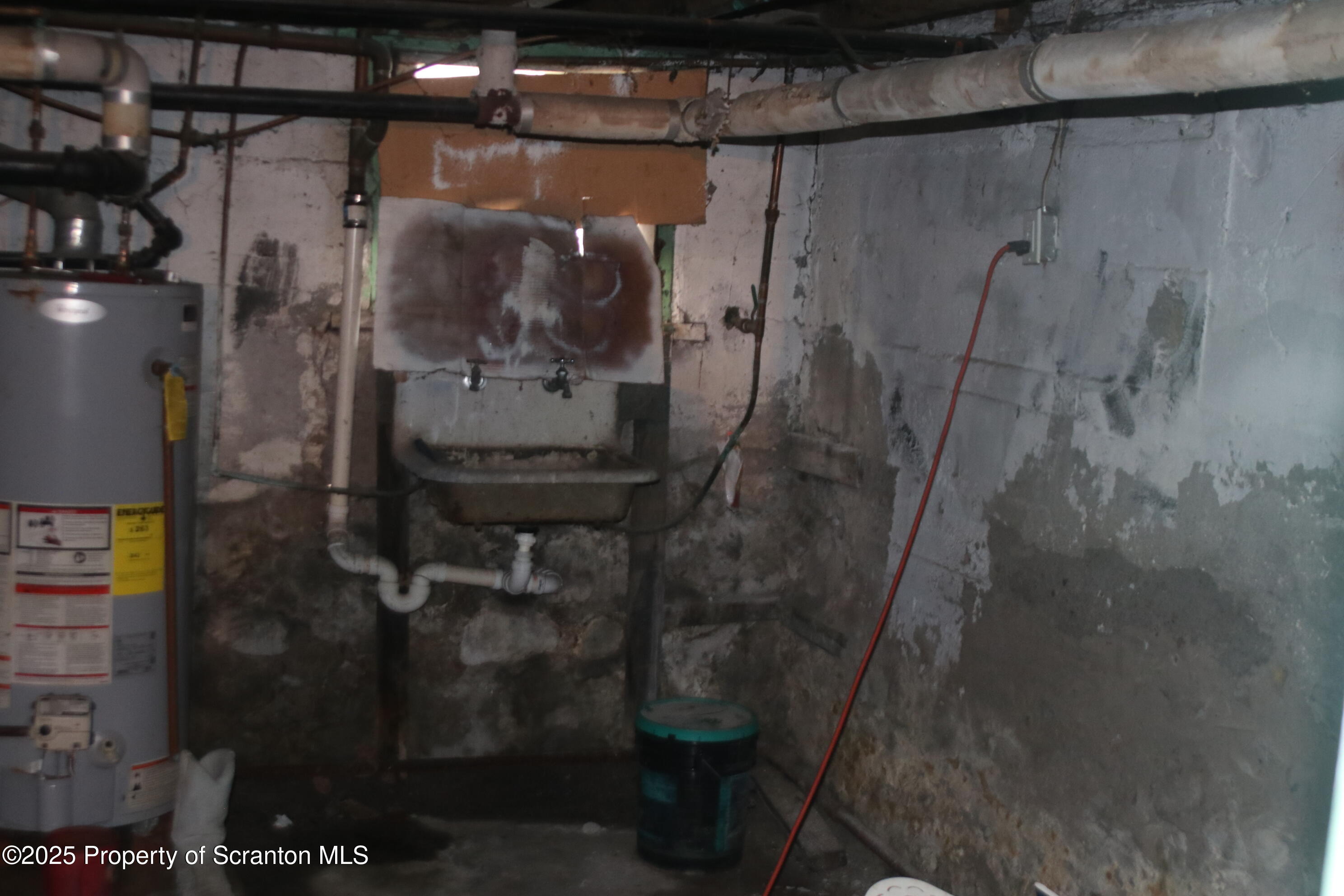 503 Moosic Road Old Forge, PA 18518 - Photo 23 of 45 IMG_0559