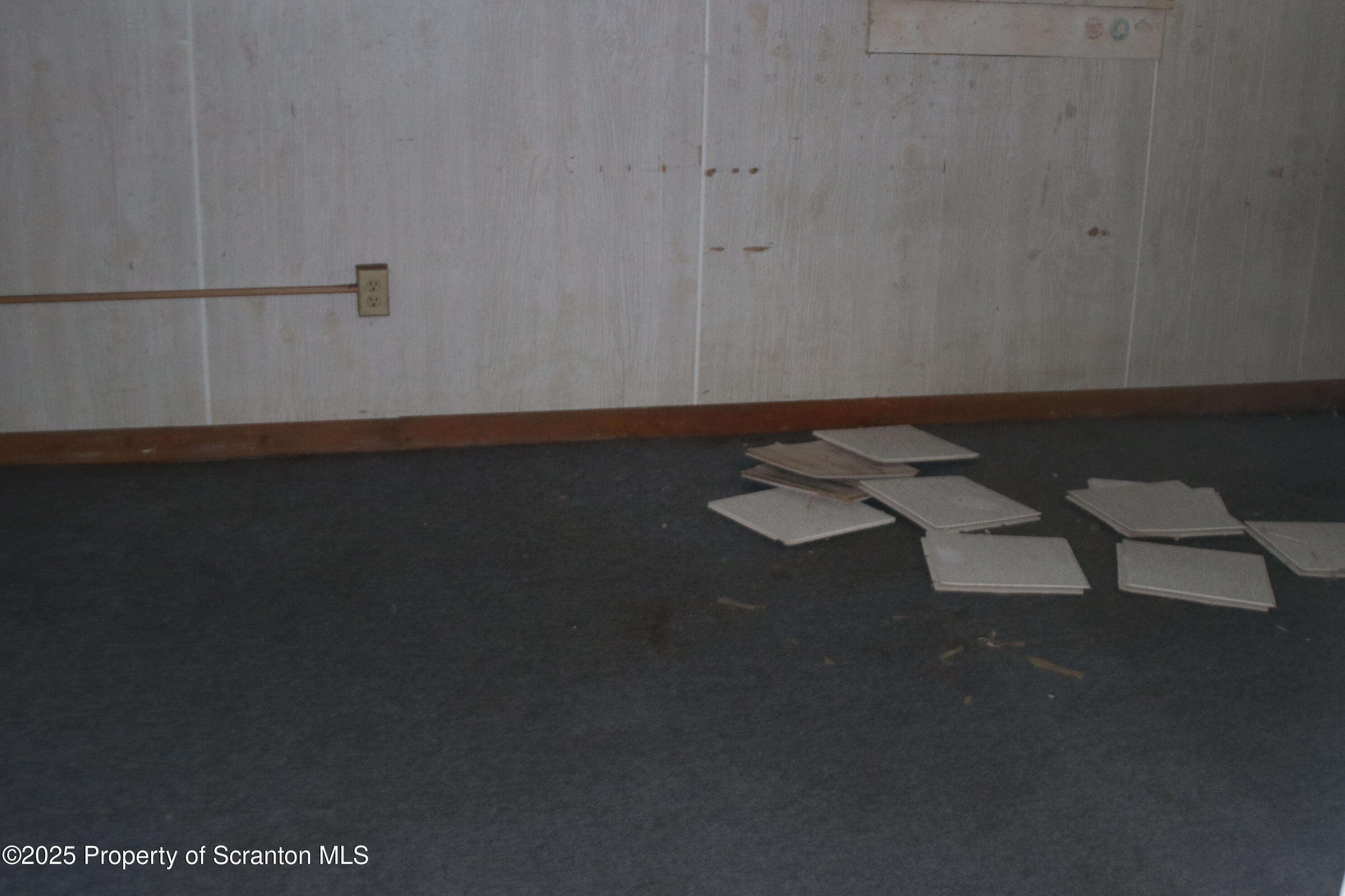 503 Moosic Road Old Forge, PA 18518 - Photo 26 of 45 IMG_0563