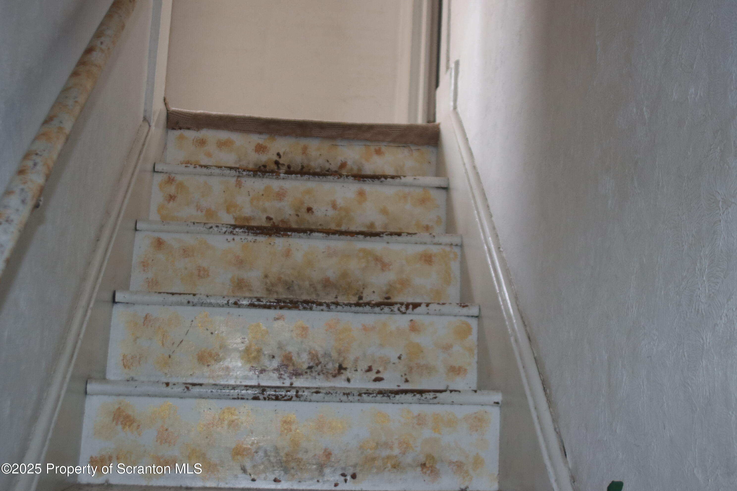 503 Moosic Road Old Forge, PA 18518 - Photo 29 of 45 IMG_0566