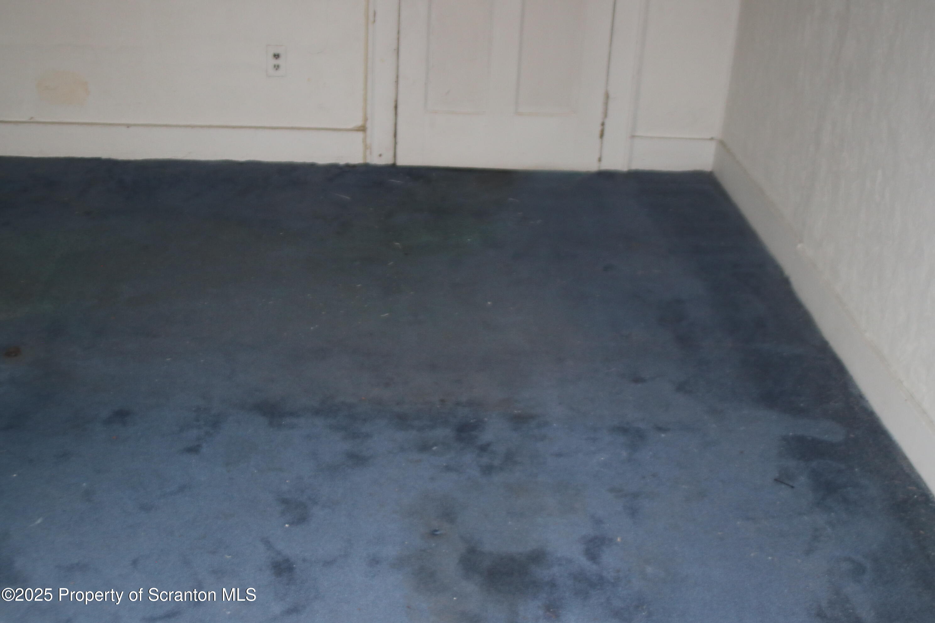 503 Moosic Road Old Forge, PA 18518 - Photo 32 of 45 IMG_0569