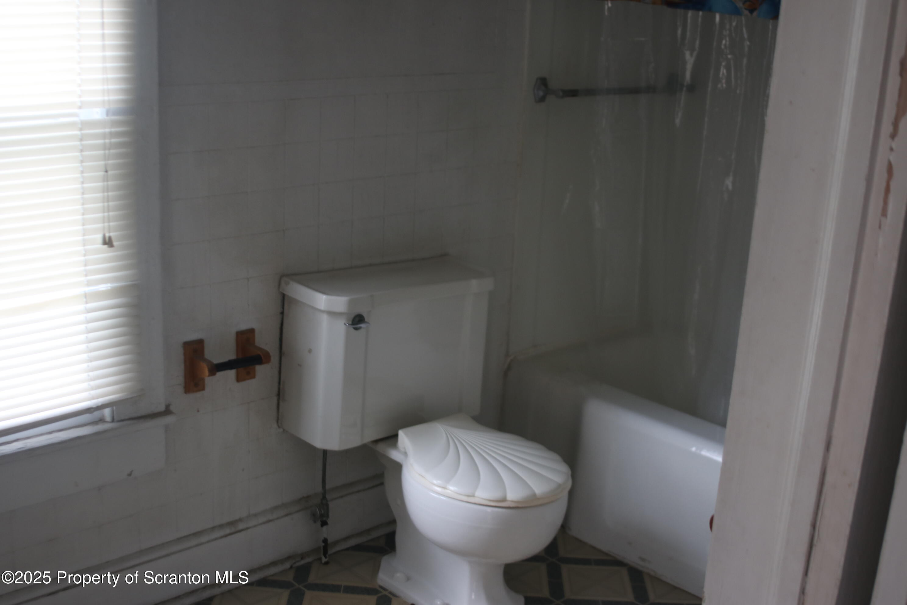 503 Moosic Road Old Forge, PA 18518 - Photo 34 of 45 IMG_0572