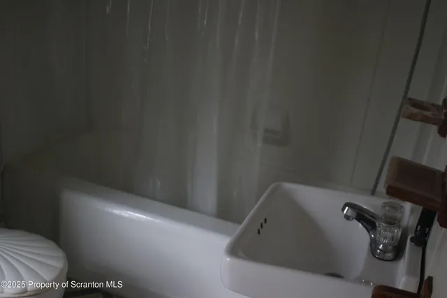 $175,000 | 503 Moosic Road, Old Forge, PA 18518