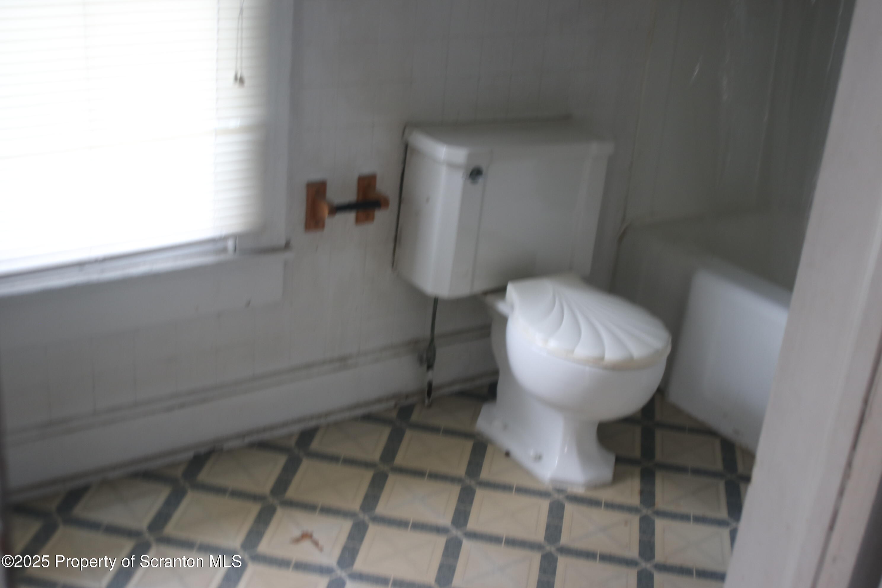 503 Moosic Road Old Forge, PA 18518 - Photo 36 of 45 IMG_0574