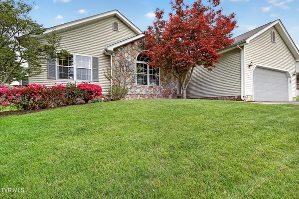 $355,000 | 319 Leslie Court, Bristol, TN 37620