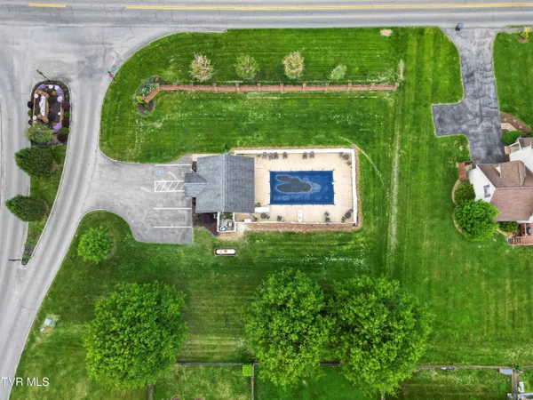 $355,000 | 319 Leslie Court, Bristol, TN 37620