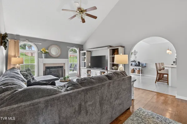 $355,000 | 319 Leslie Court, Bristol, TN 37620