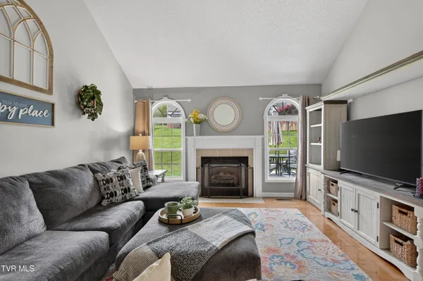 $355,000 | 319 Leslie Court, Bristol, TN 37620