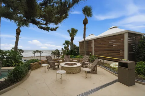 $1,200,000 | 5220 Seawall Boulevard, Unit 332/333, Galveston, TX 77551