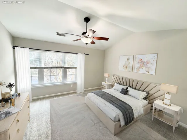 $1,825 | 7994 Shadow Oak Drive, North Charleston, SC 29406