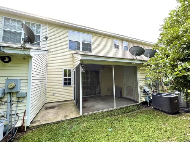 $1,825 | 7994 Shadow Oak Drive, North Charleston, SC 29406