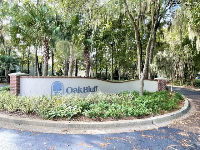 $1,825 | 7994 Shadow Oak Drive, North Charleston, SC 29406