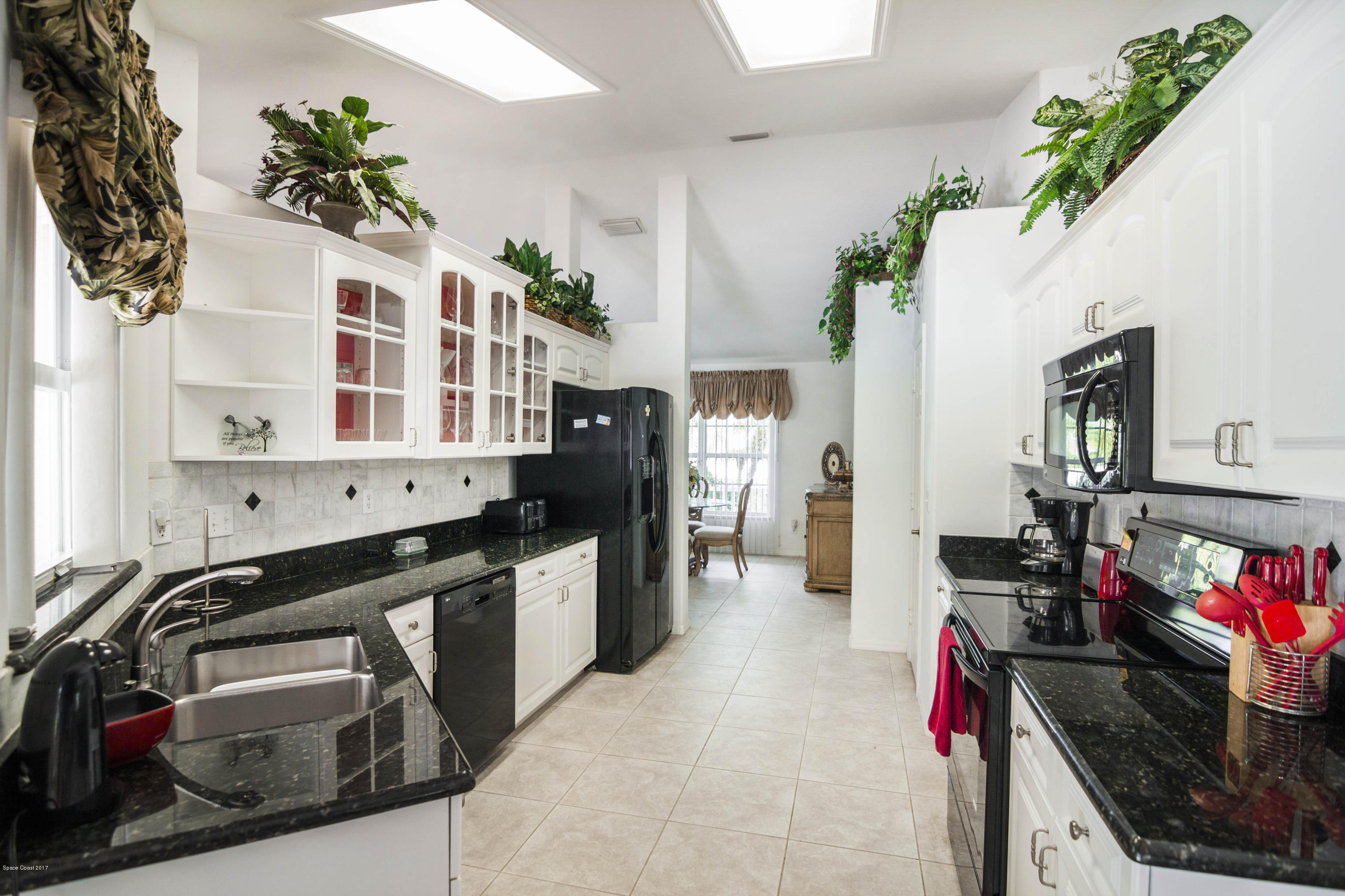 1640 Degroodt Road Southwest Palm Bay, FL 32908 - Photo 18 of 31 IMG_1058
