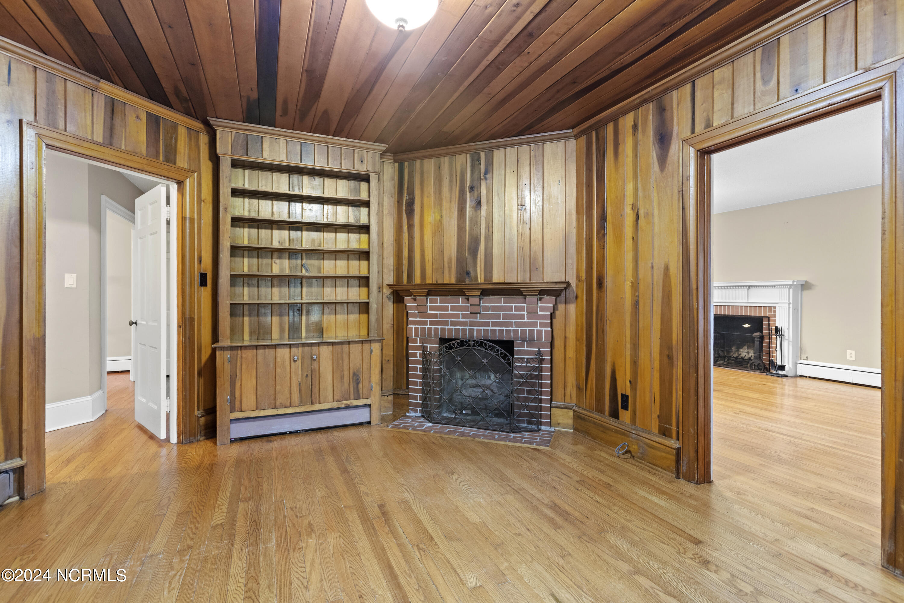 816 River Road Washington, NC 27889 - Photo 22 of 46 downstairs study