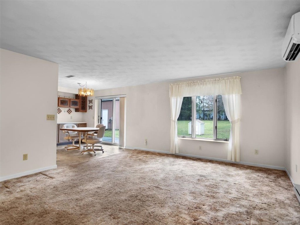 1740 Kenyon Road Ontario, NY 14519 - Photo 14 of 50