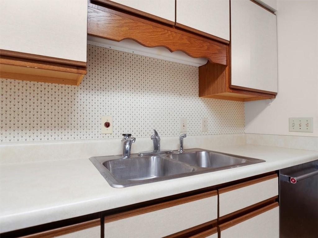 1740 Kenyon Road Ontario, NY 14519 - Photo 22 of 50