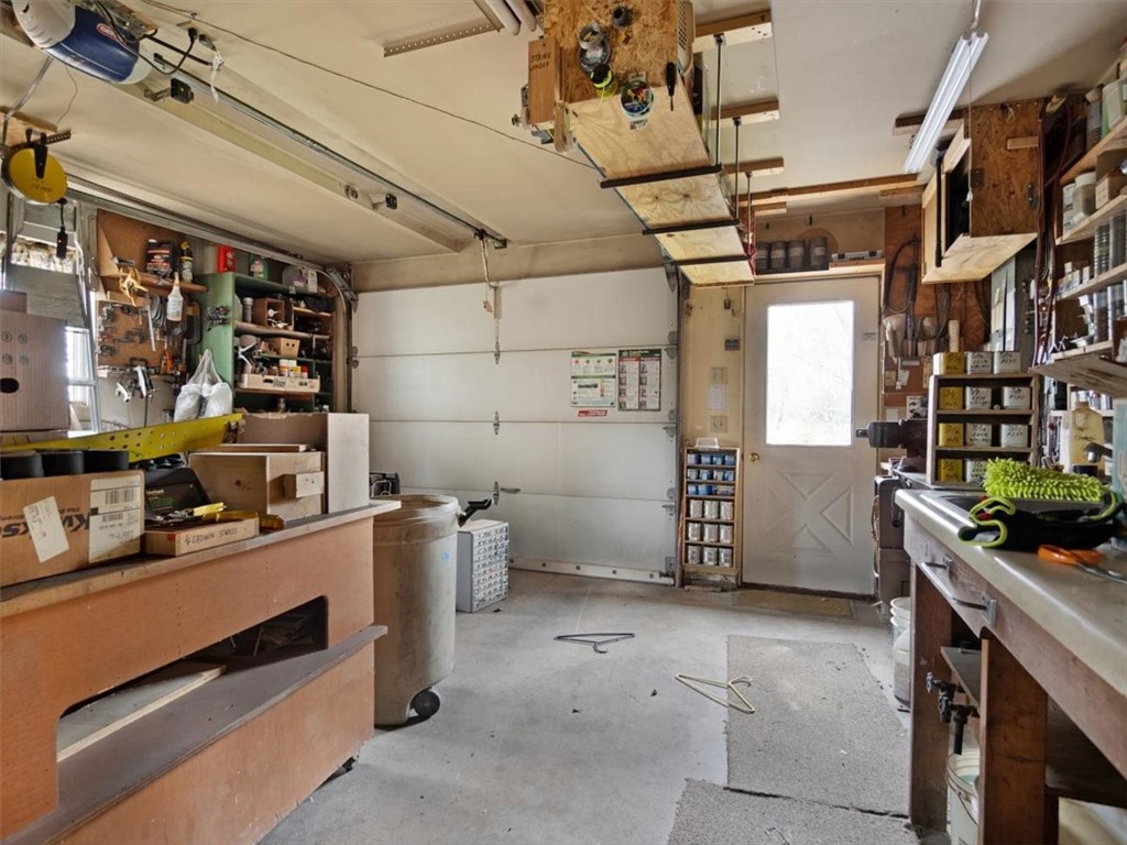 1740 Kenyon Road Ontario, NY 14519 - Photo 41 of 50