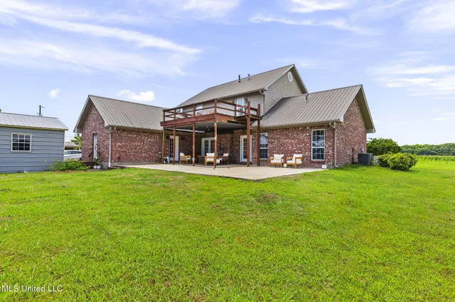 $449,500 | 1955 Jrv Brown Road, Yazoo City, MS 39194