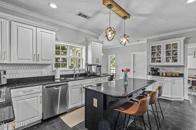 $449,500 | 1955 Jrv Brown Road, Yazoo City, MS 39194