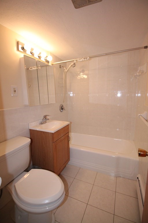 21 Warren Street, Unit B2 Waltham, MA 02453 - Photo 9 of 18