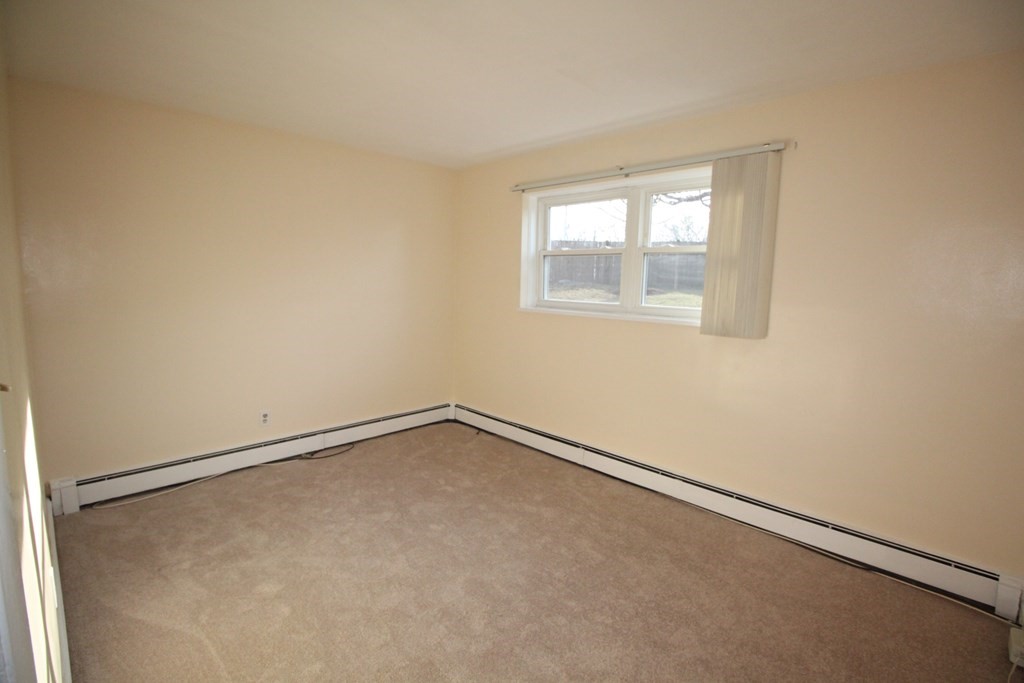 21 Warren Street, Unit B2 Waltham, MA 02453 - Photo 10 of 18