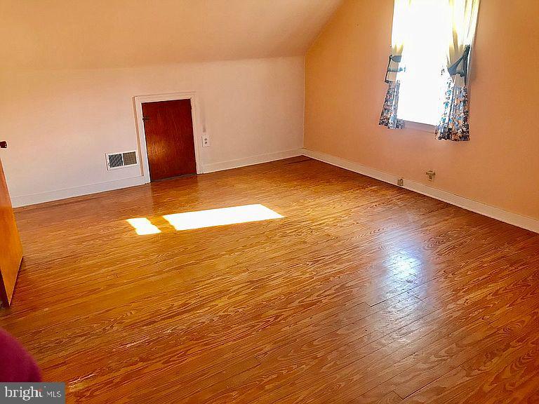 324 Pinehurst Road York, PA 17402 - Photo 15 of 25 Gallery Image 15
