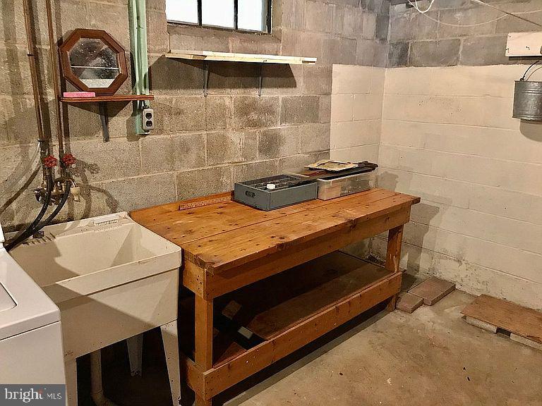324 Pinehurst Road York, PA 17402 - Photo 24 of 25 Gallery Image 24
