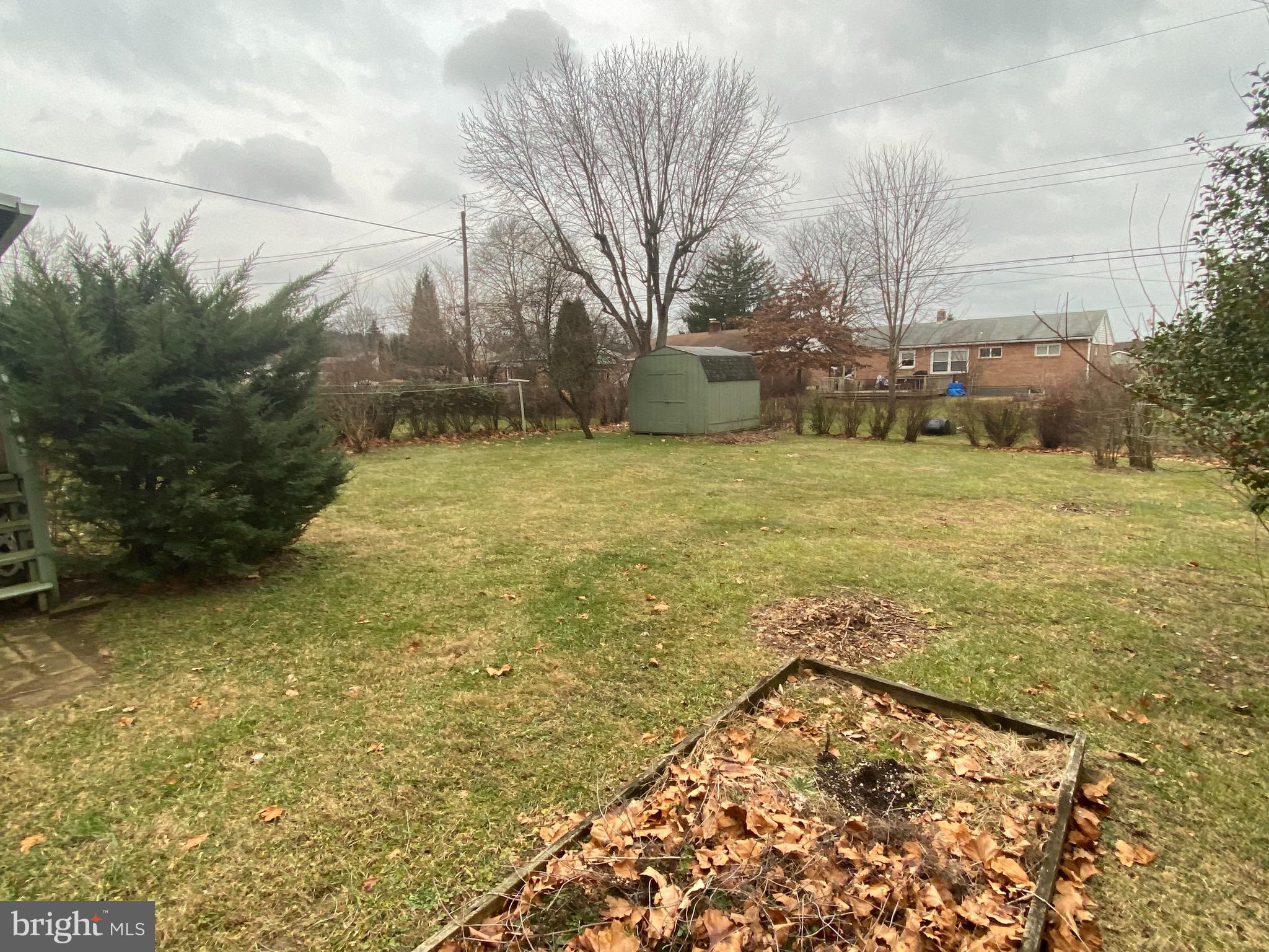 324 Pinehurst Road York, PA 17402 - Photo 6 of 25 Gallery Image 6