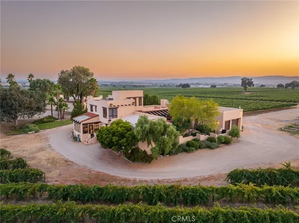 $3,325,000 | 7010 Wilderness Lane, Paso Robles, CA 93446